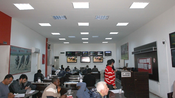 Hükümetin İlk Sınavı Bet Ofisler